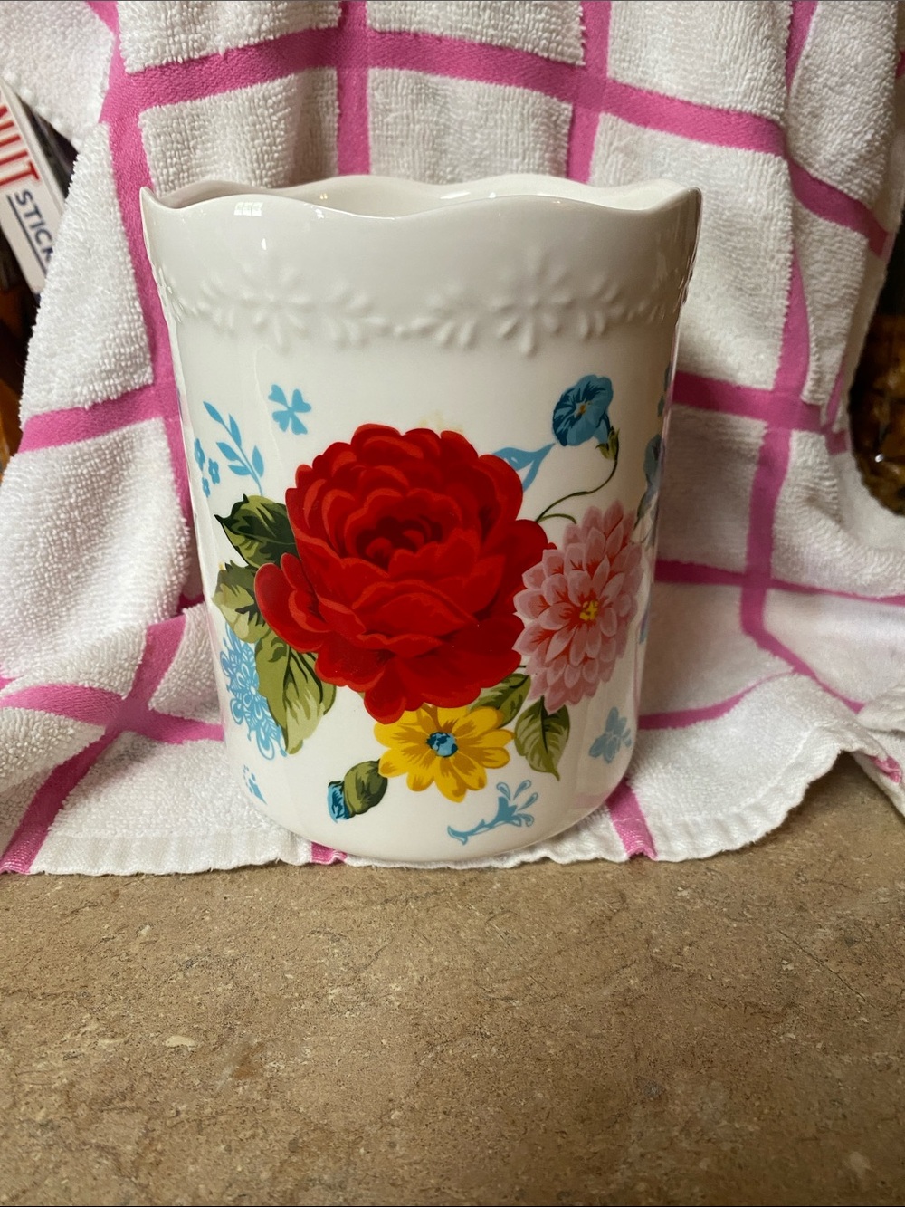 The Pioneer Woman Red Rose Utensil Holder